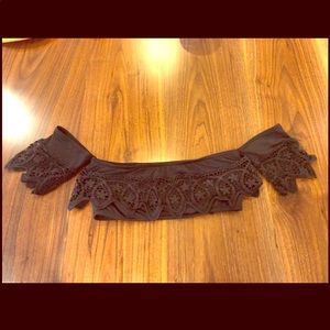 Off the shoulder O’Niel bikini top